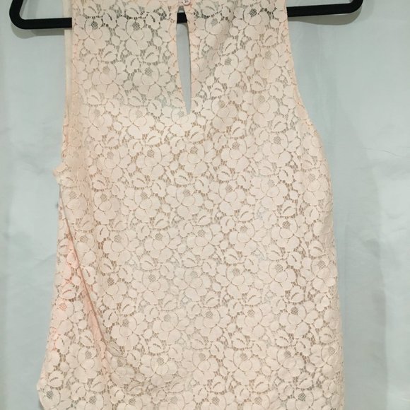 light pink lace tank top - Picture 2 of 3